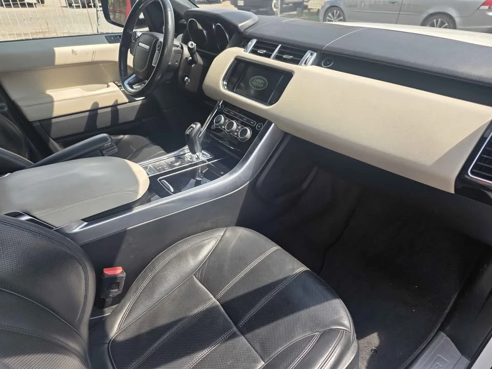 2016 Land Rover Range Rover L405 - Image 12 of 18