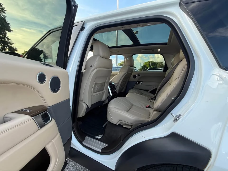 2016 Land Rover Range Rover L405 - Image 16 of 20