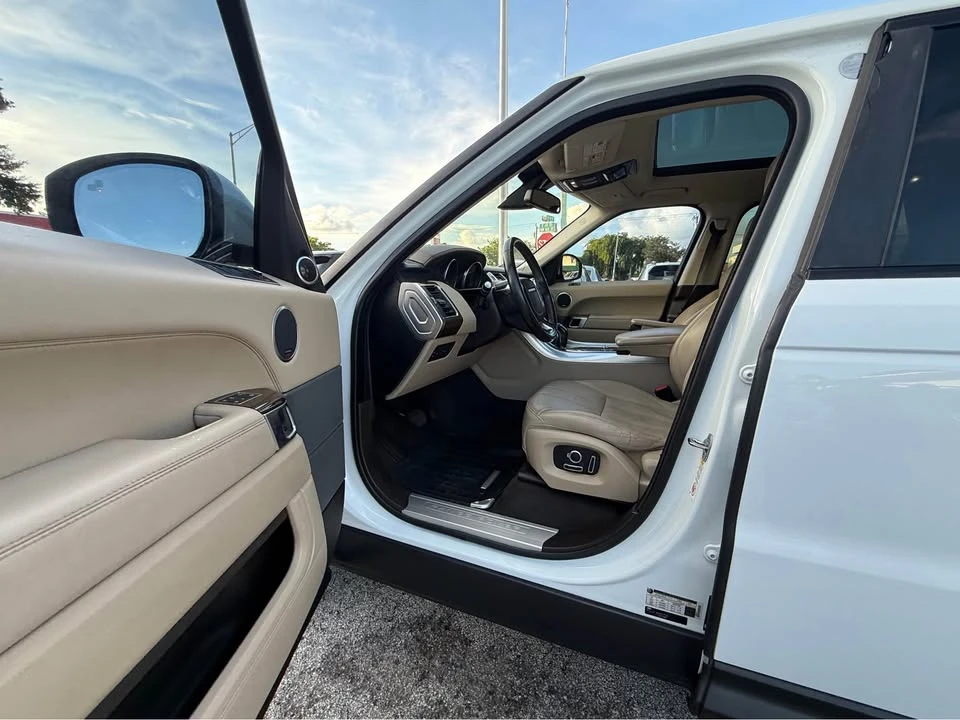 2016 Land Rover Range Rover L405 - Image 9 of 20