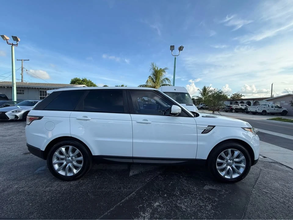 2016 Land Rover Range Rover L405 - Image 6 of 20