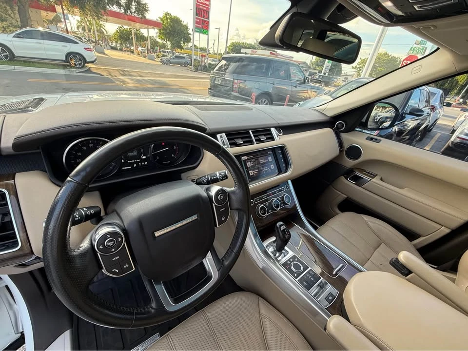 2016 Land Rover Range Rover L405 - Image 12 of 20