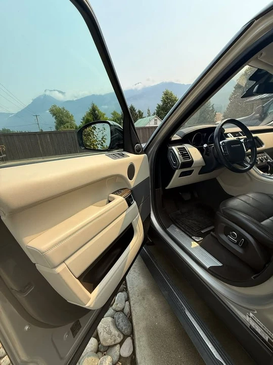 2016 Land Rover Range Rover L405 - Image 7 of 19