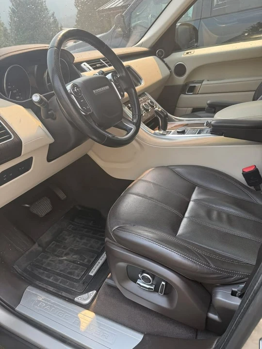 2016 Land Rover Range Rover L405 - Image 16 of 19