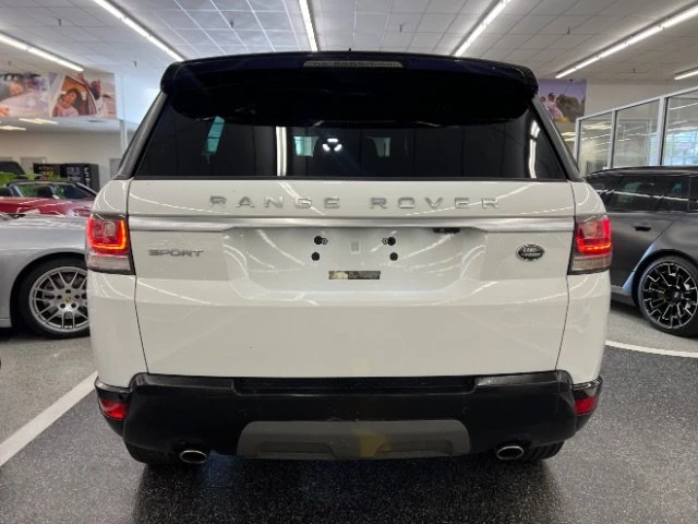 2016 Land Rover Range Rover L405 - Image 5 of 9