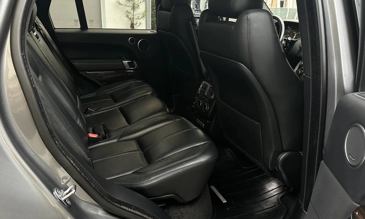 2016 Land Rover Range Rover L405 - Image 5 of 15