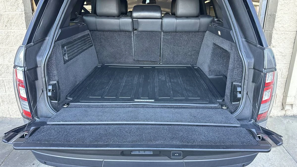 2016 Land Rover Range Rover L405 - Image 10 of 15
