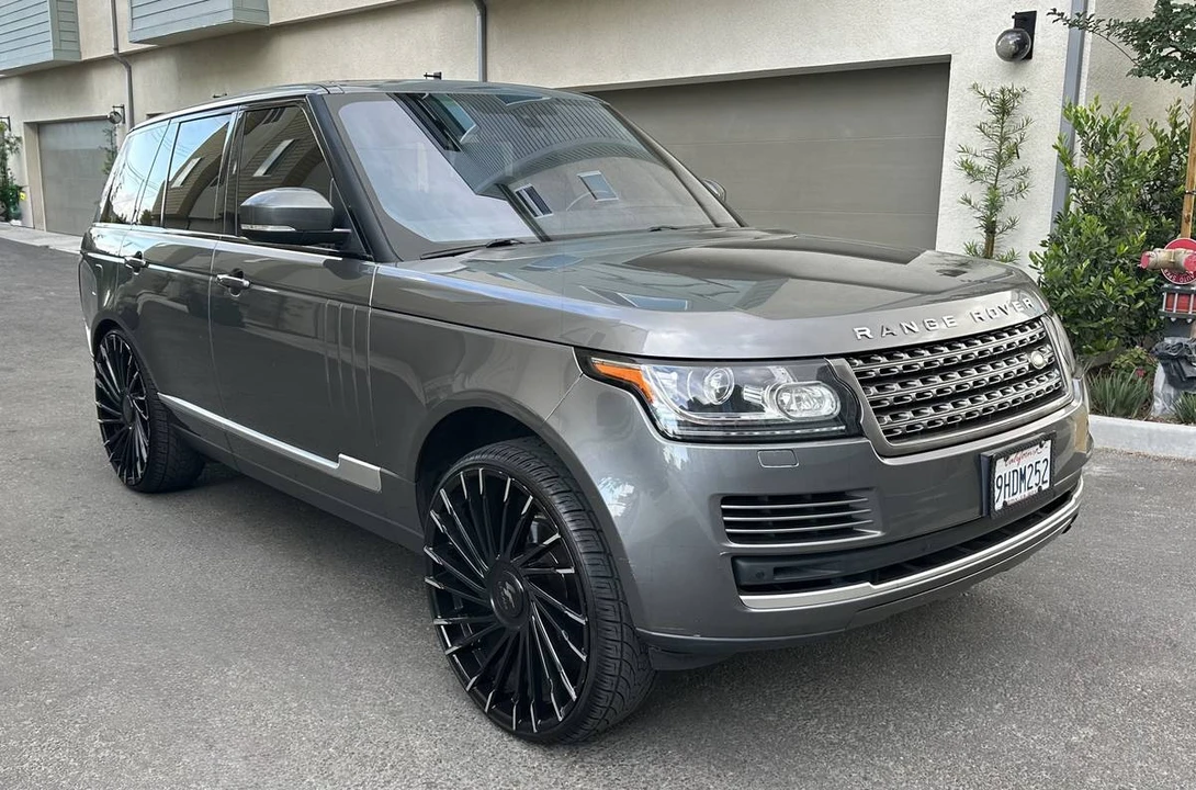 2016 Land Rover Range Rover L405 - Image 2 of 15