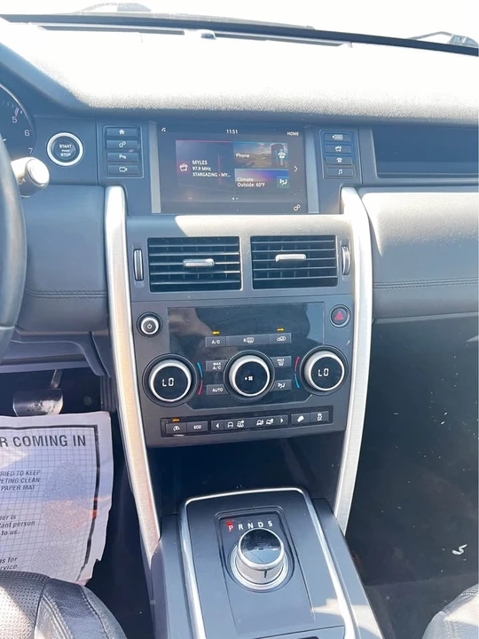 2016 Land Rover Discovery 4th Gen - Image 10 of 10