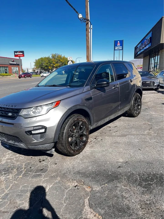 2016 Land Rover Discovery 4th Gen - Image 3 of 10