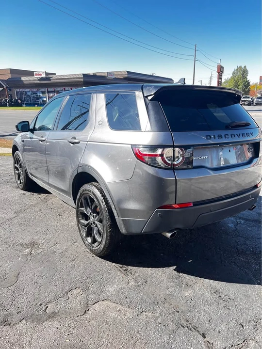 2016 Land Rover Discovery 4th Gen - Image 4 of 10