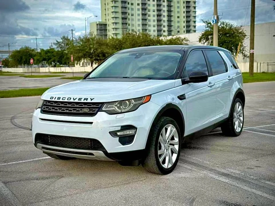 2016 Land Rover Discovery 4th Gen - Image 3 of 15
