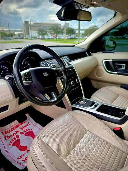 2016 Land Rover Discovery 4th Gen - Image 7 of 15