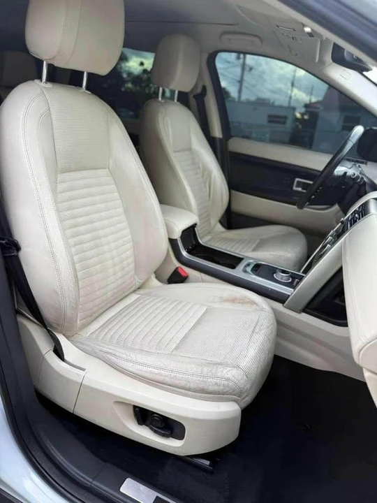 2016 Land Rover Discovery 4th Gen - Image 16 of 17