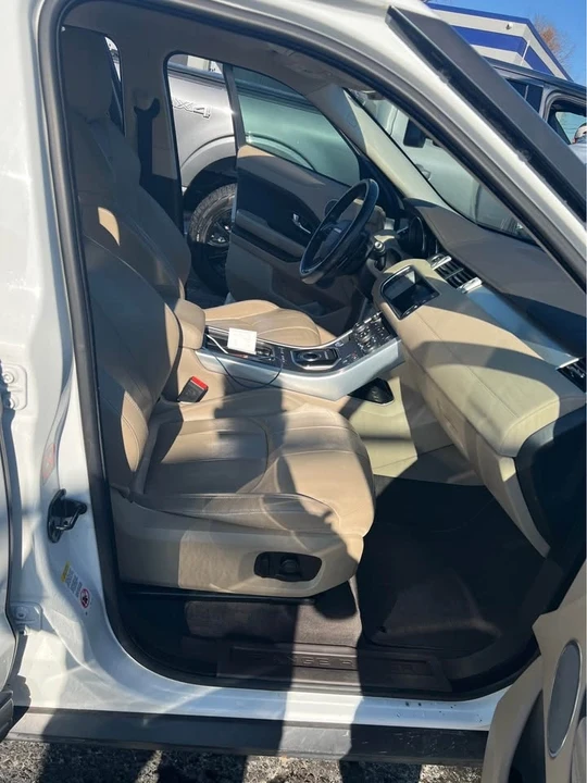 2016 Land Rover Range Rover L405 - Image 6 of 19