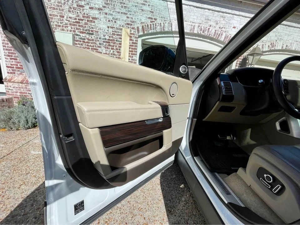 2016 Land Rover Range Rover L405 - Image 10 of 15