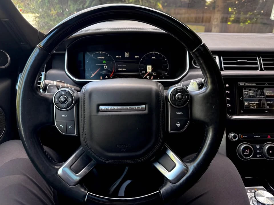 2016 Land Rover Range Rover L405 - Image 17 of 20
