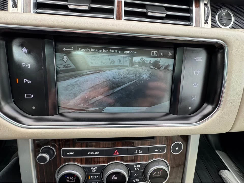 2016 Land Rover Range Rover L405 - Image 10 of 21