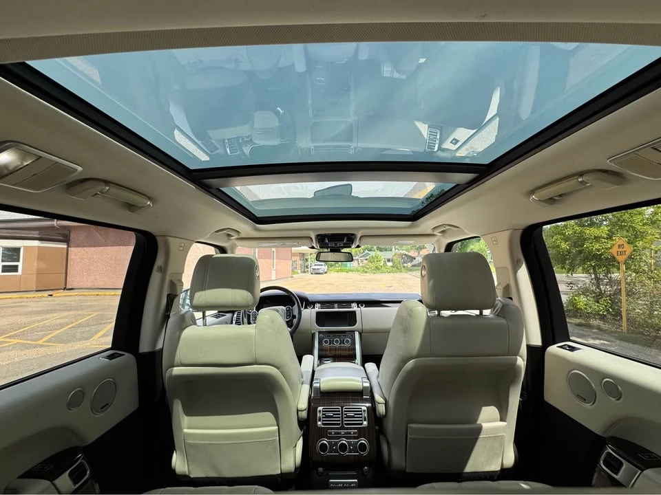 2016 Land Rover Range Rover L405 - Image 6 of 21