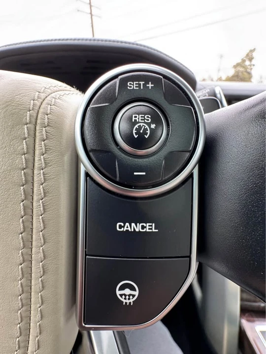 2016 Land Rover Range Rover L405 - Image 14 of 21