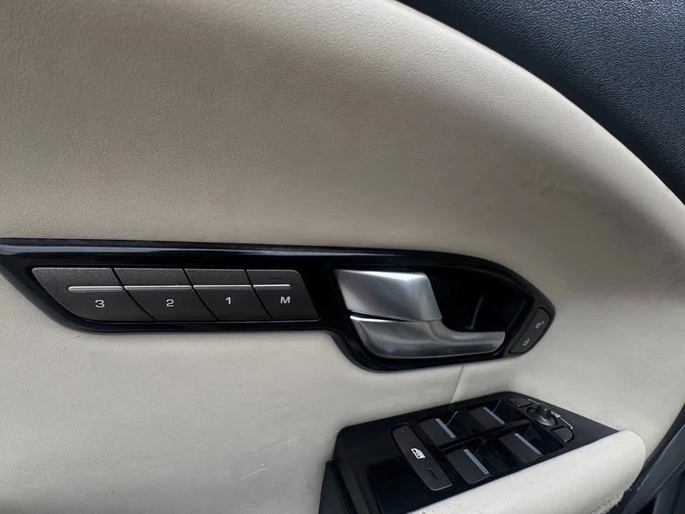 2016 Land Rover Range Rover L405 - Image 15 of 20