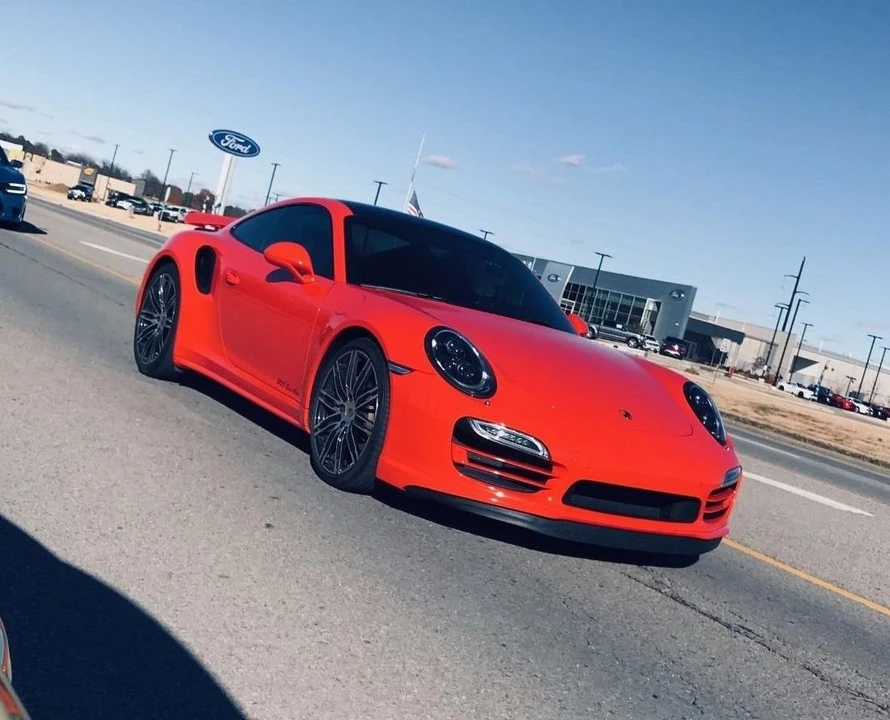 2016 Porsche 991 Turbo - Image 2 of 7