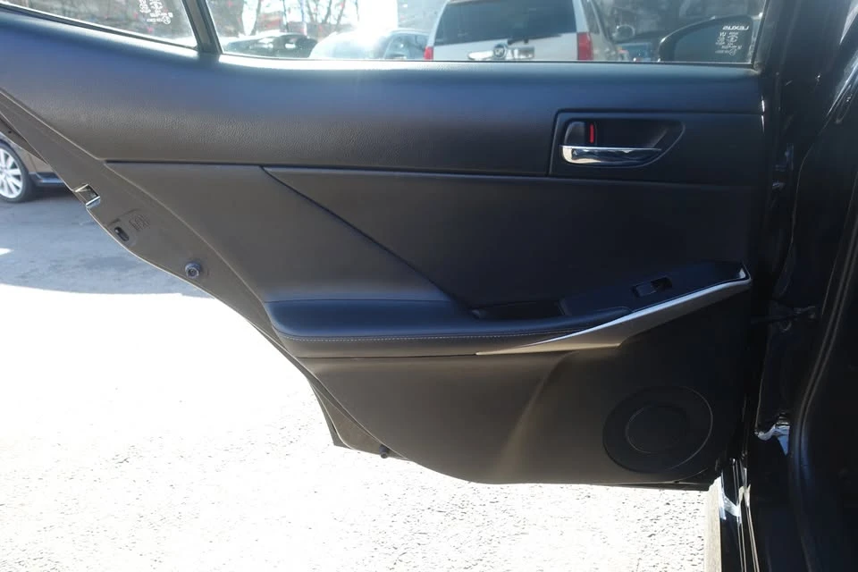 2016 Lexus IS 3rd Gen - Image 11 of 20