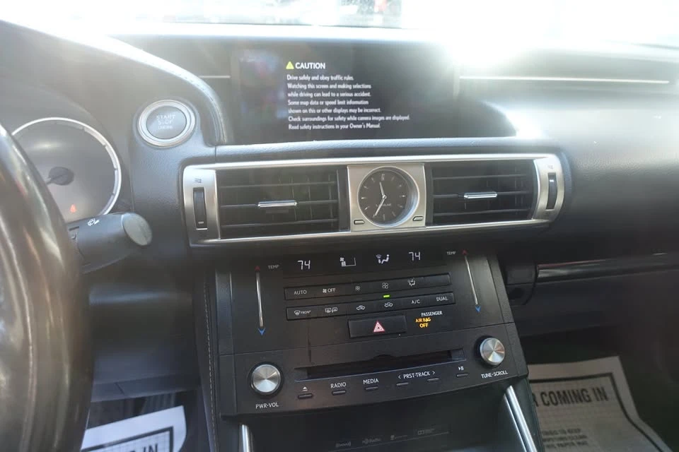 2016 Lexus IS 3rd Gen - Image 17 of 20