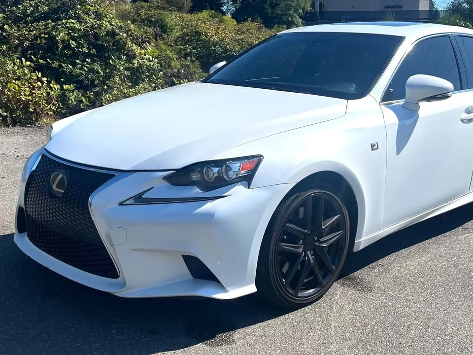 2016 Lexus IS 3rd Gen - Image 6 of 12