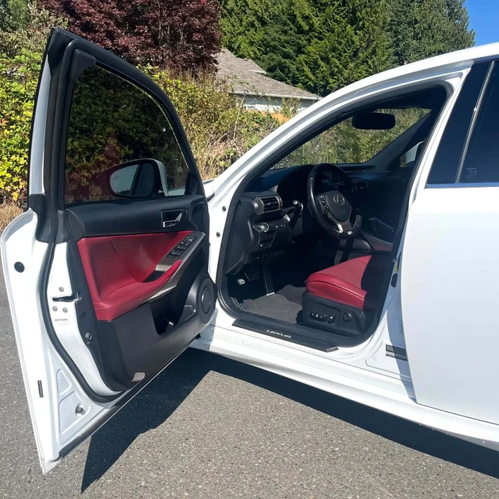 2016 Lexus IS 3rd Gen - Image 10 of 12