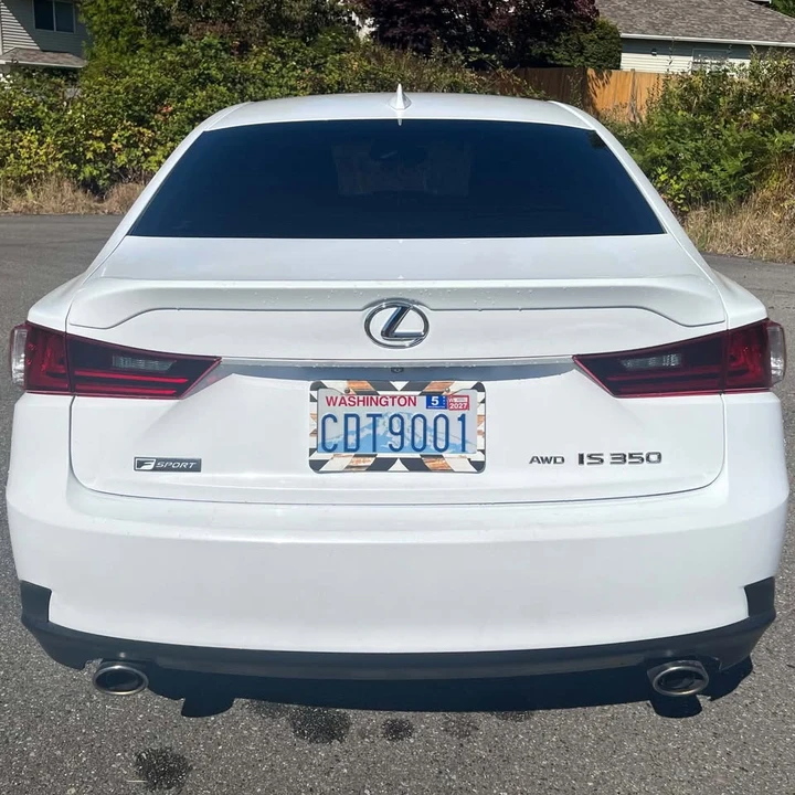 2016 Lexus IS 3rd Gen - Image 9 of 12