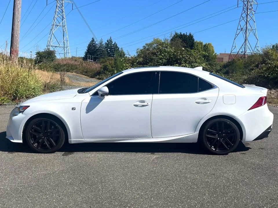 2016 Lexus IS 3rd Gen - Image 7 of 12