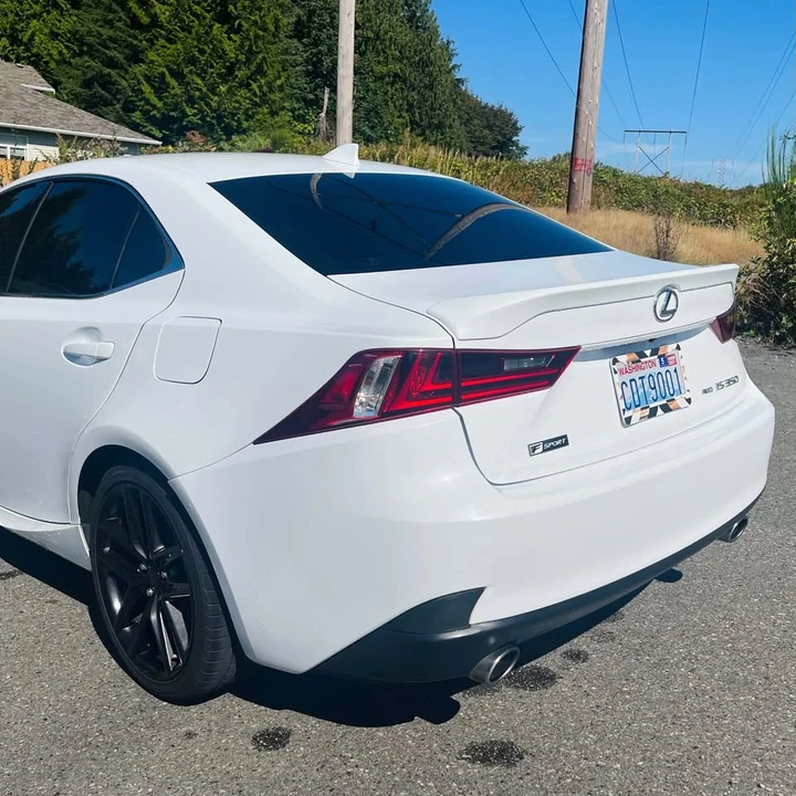2016 Lexus IS 3rd Gen - Image 8 of 12