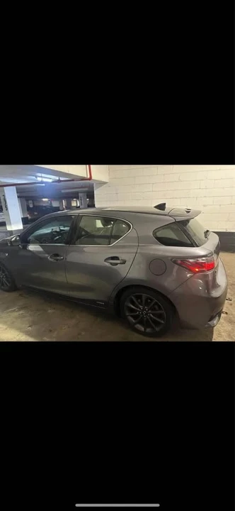 2016 Lexus CT - Image 2 of 4