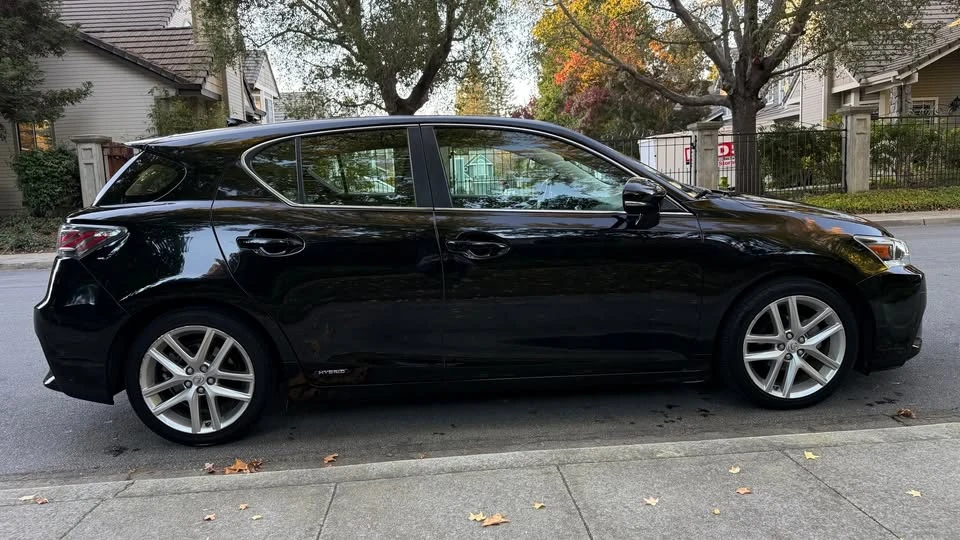 2016 Lexus CT - Image 7 of 14