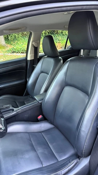 2016 Lexus CT - Image 11 of 14