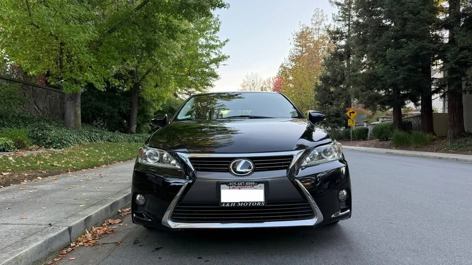 2016 Lexus CT - Image 3 of 14