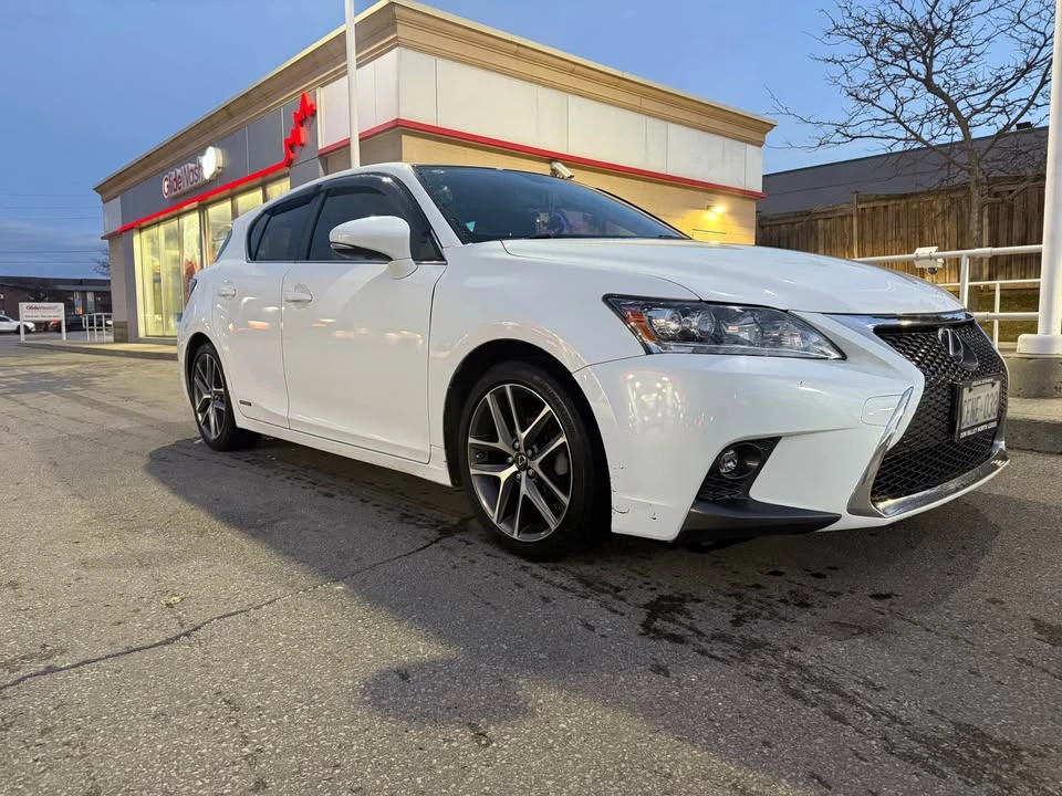 2016 Lexus CT - Image 4 of 10
