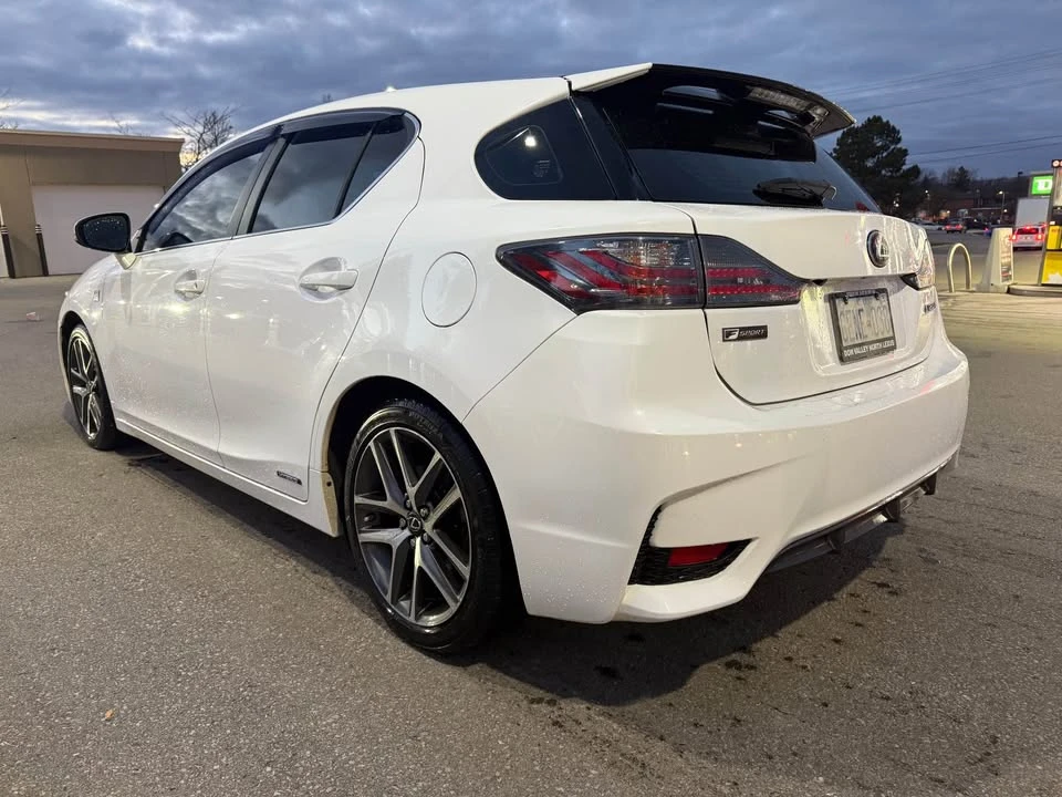 2016 Lexus CT - Image 3 of 10