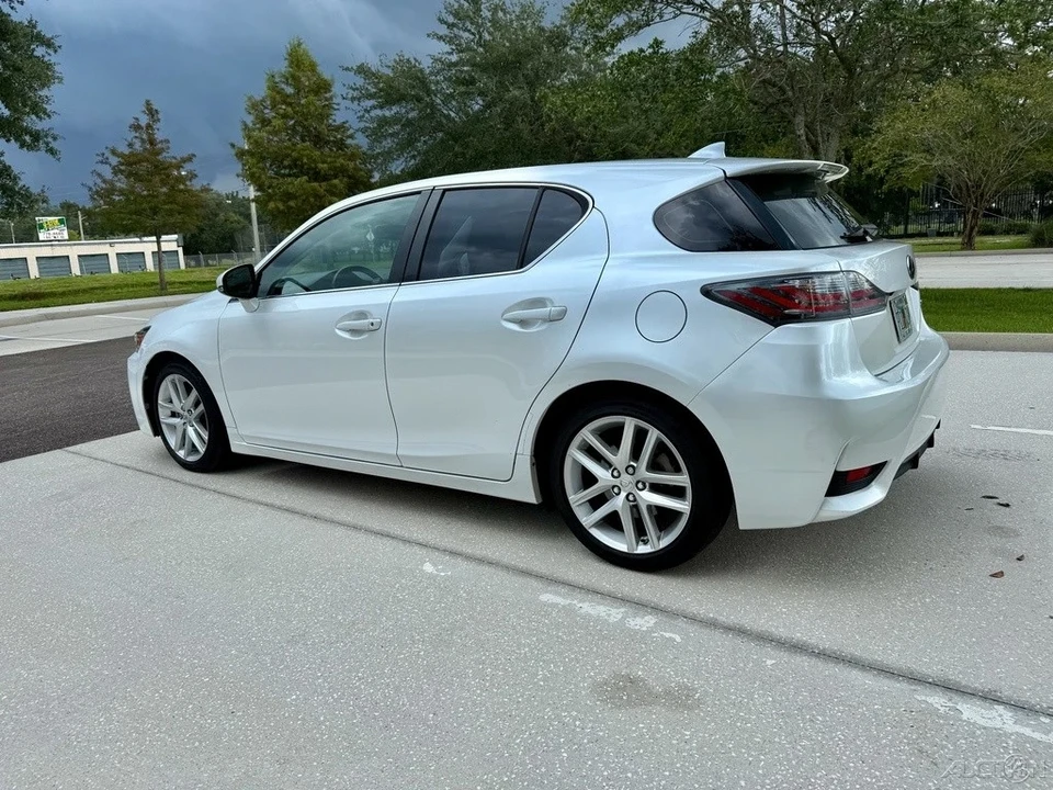 2016 Lexus CT - Image 5 of 12