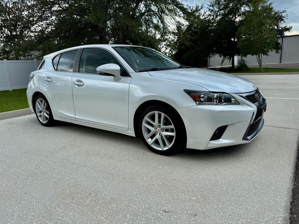2016 Lexus CT - Image 3 of 12