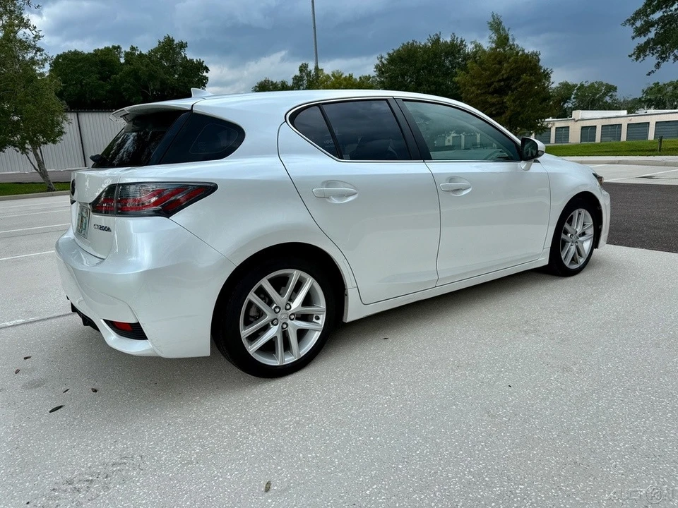 2016 Lexus CT - Image 6 of 12