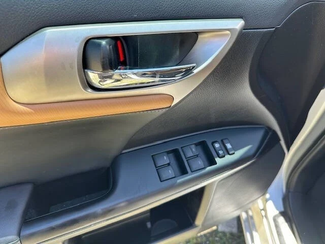 2016 Lexus CT - Image 8 of 21