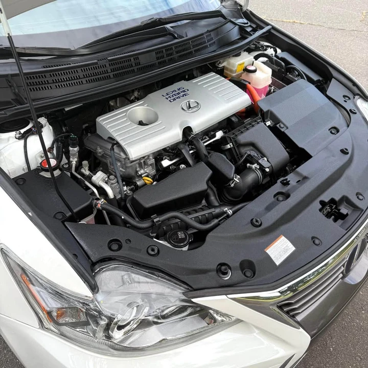 2016 Lexus CT - Image 8 of 19