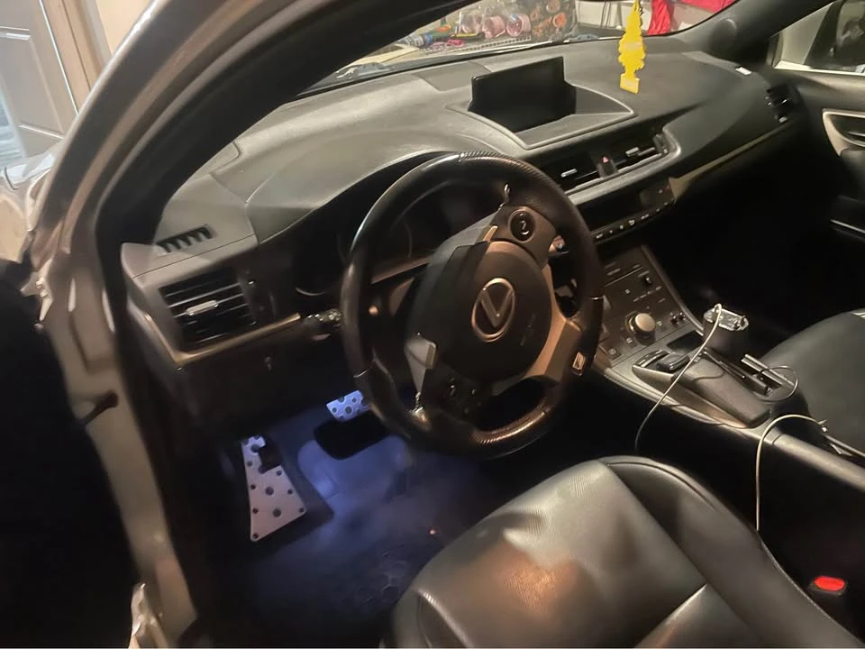 2016 Lexus CT - Image 5 of 5