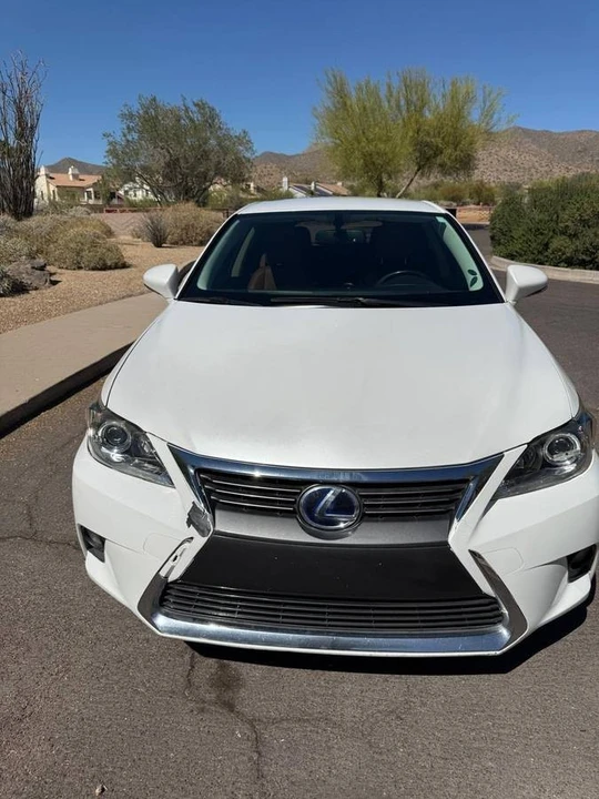 2016 Lexus CT - Image 8 of 19