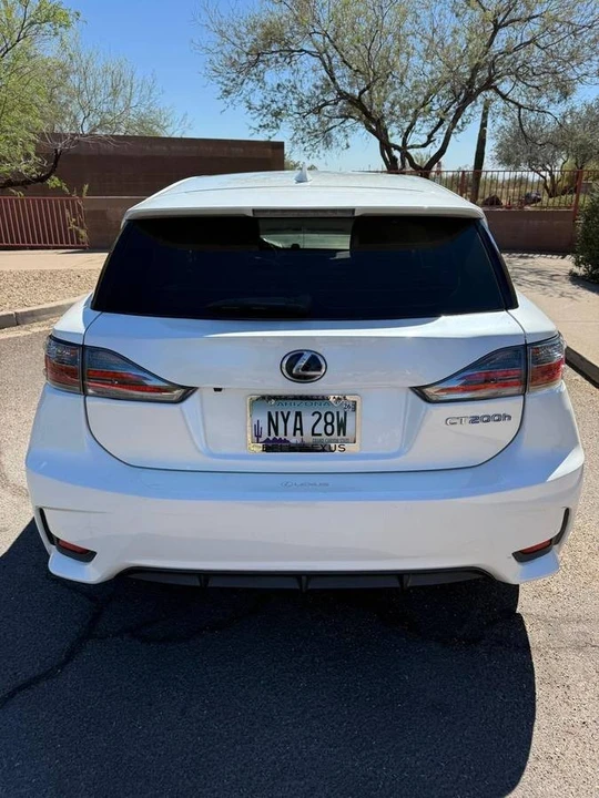 2016 Lexus CT - Image 3 of 19