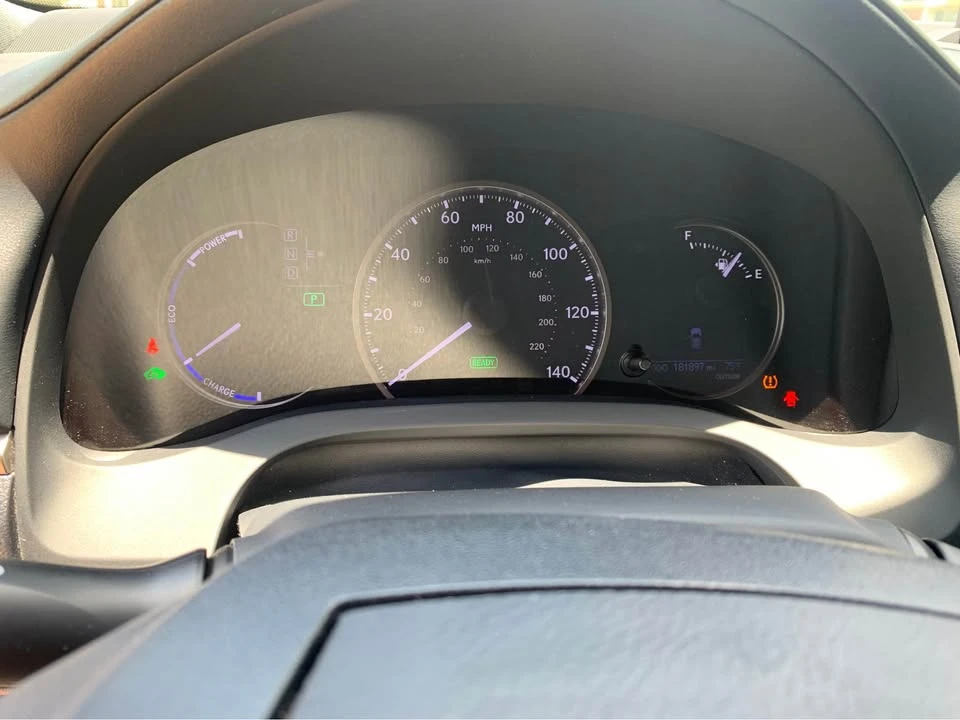 2016 Lexus CT - Image 10 of 20