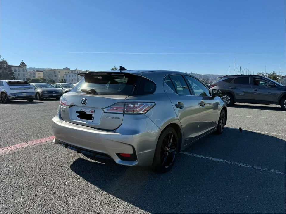 2016 Lexus CT - Image 4 of 10