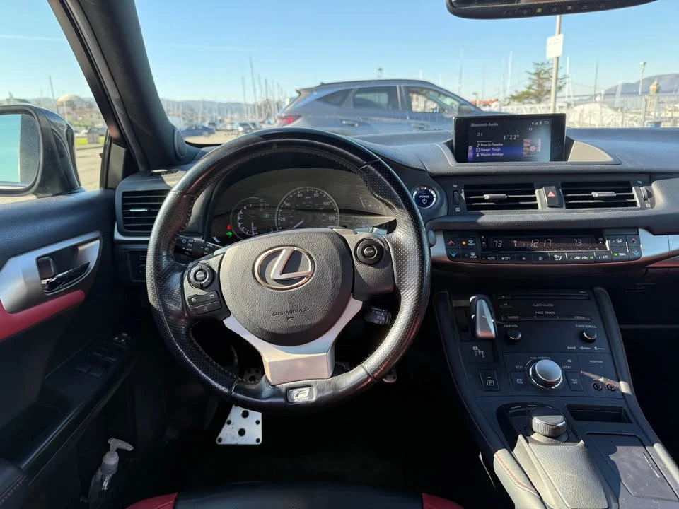 2016 Lexus CT - Image 9 of 9