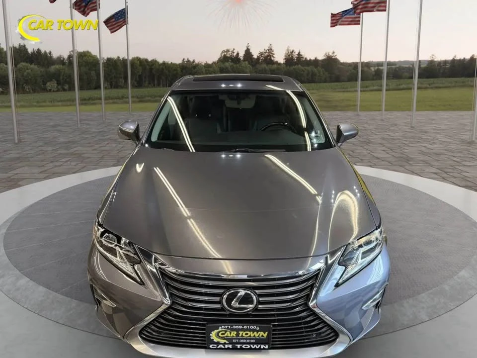 2016 Lexus ES 6th Gen - Image 3 of 9